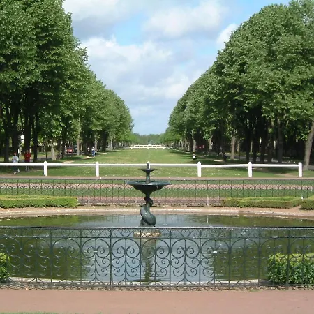 1 Min Gare Rer A - 20min Paris - Joli Neuf شقة *