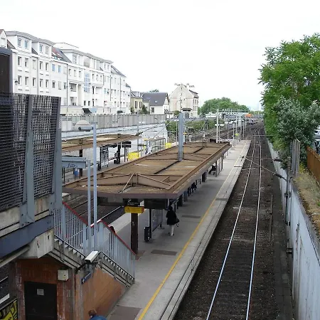 1 Min Gare Rer A - 20min Paris - Joli Neuf ميزون لافيت