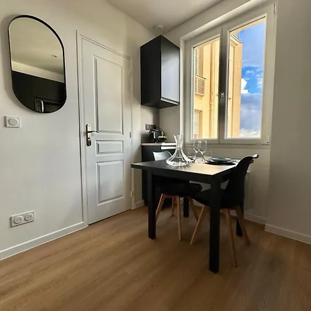 1 Min Gare Rer A - 20min Paris - Joli Neuf Maisons-Laffitte